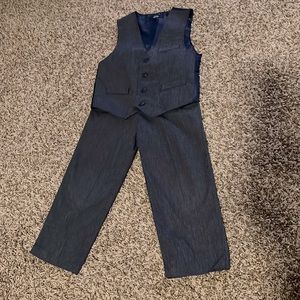 Boys 4T nautica vest and pants suit